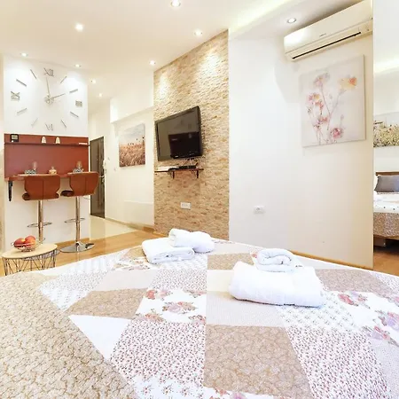 Best Time For Intermezzo Apartment Belgrade